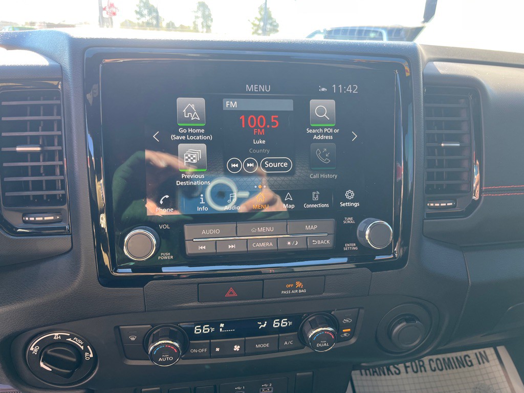 2022 Nissan Frontier Image 19