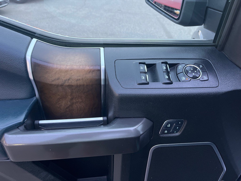 2018 Ford F-150 Image 17