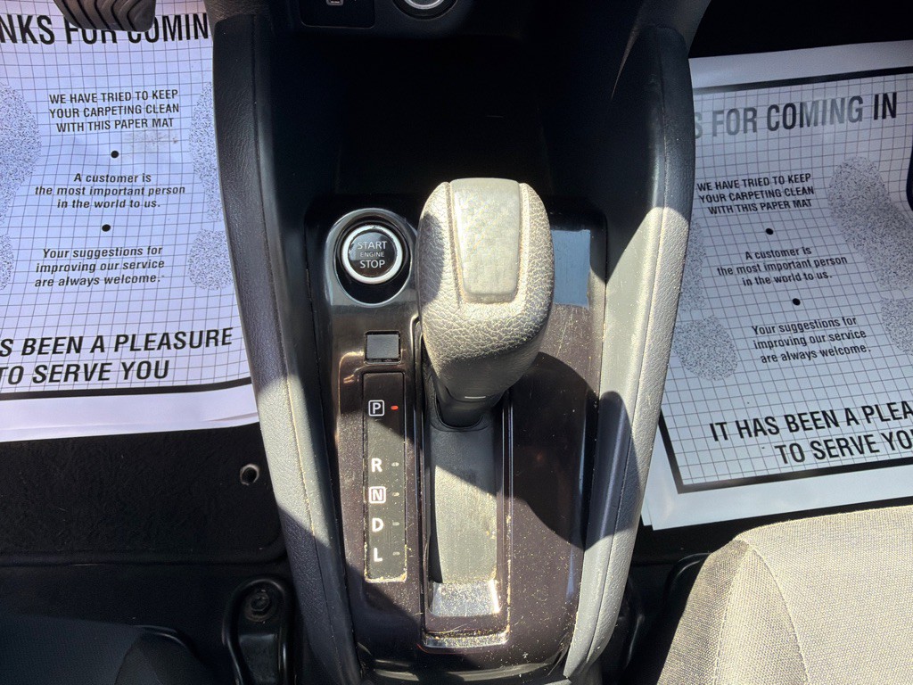 2021 Nissan Versa Image 15