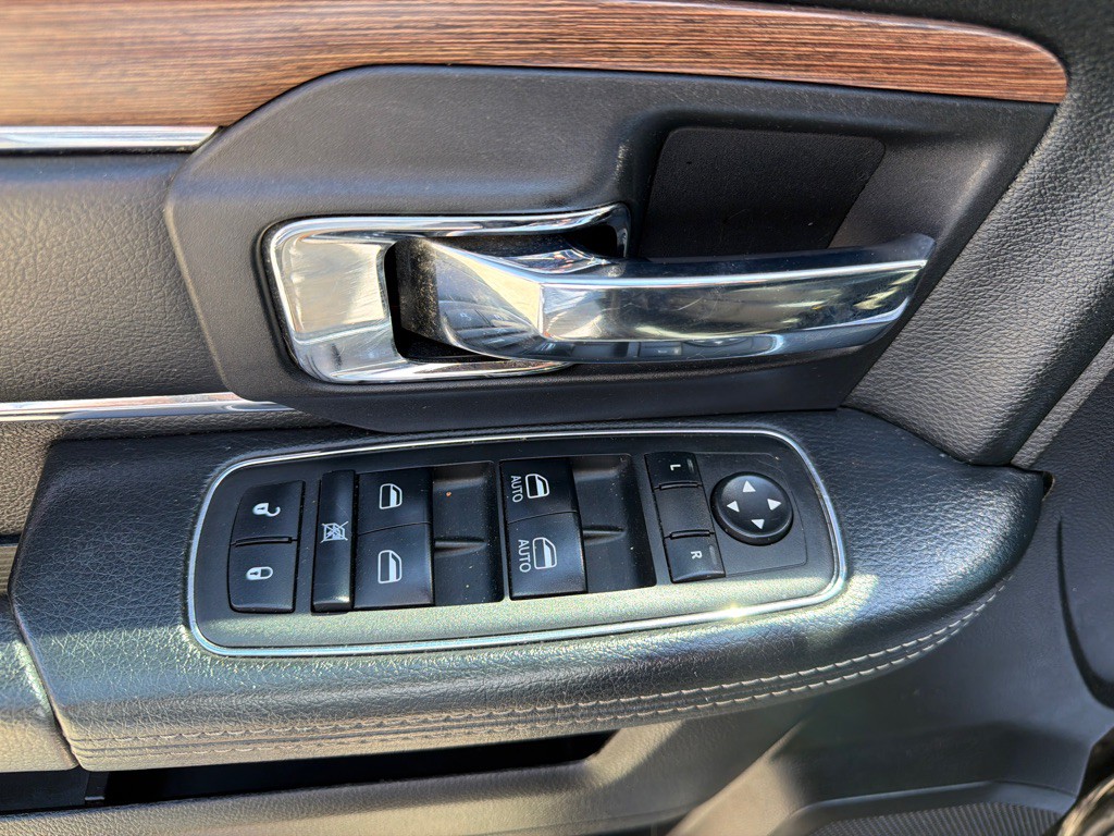 2015 RAM 1500 Image 11