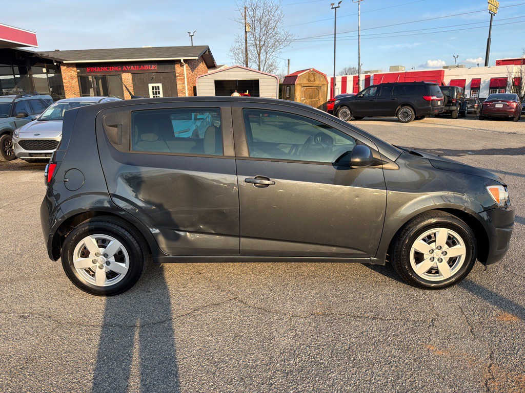 2014 Chevrolet Sonic Image 7