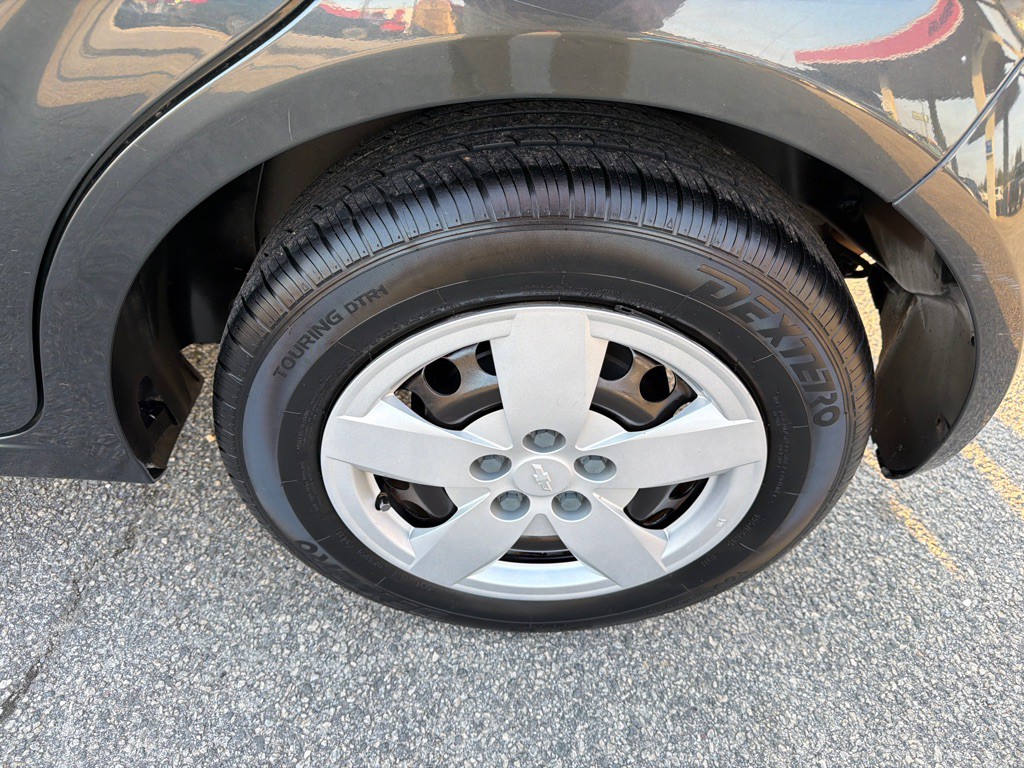 2014 Chevrolet Sonic Image 9