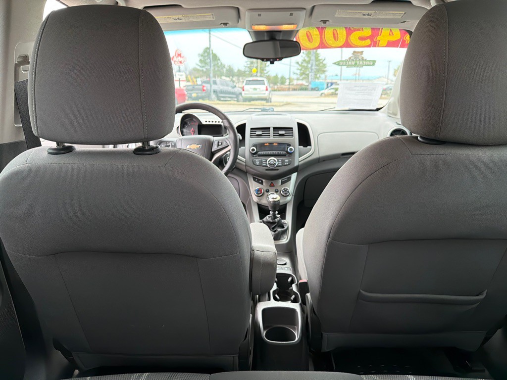 2012 Chevrolet Sonic Image 15