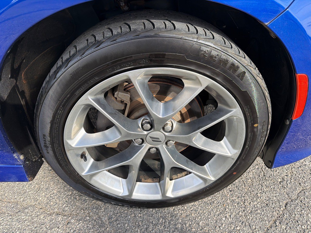 2021 Dodge Charger Image 9