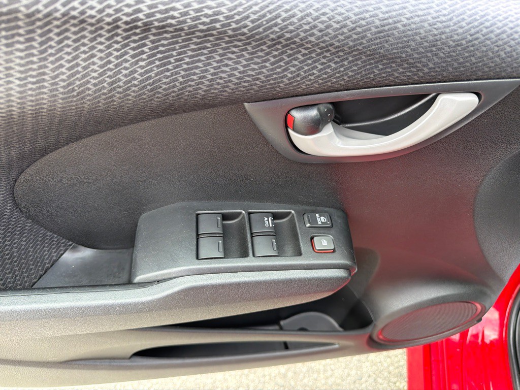 2013 Honda Fit Image 10