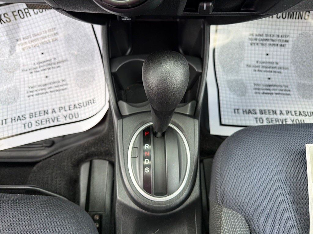 2013 Honda Fit Image 17