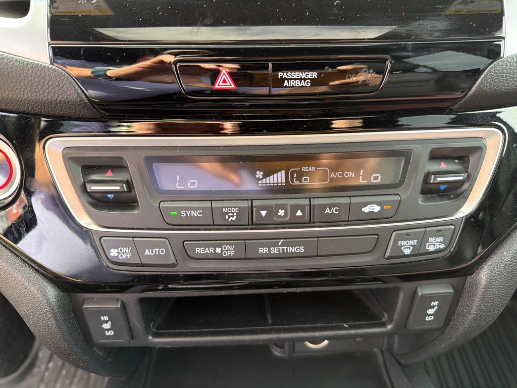 2018 Honda Ridgeline Image 17