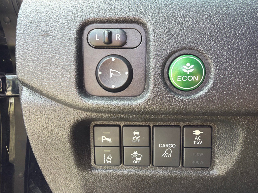 2018 Honda Ridgeline Image 20