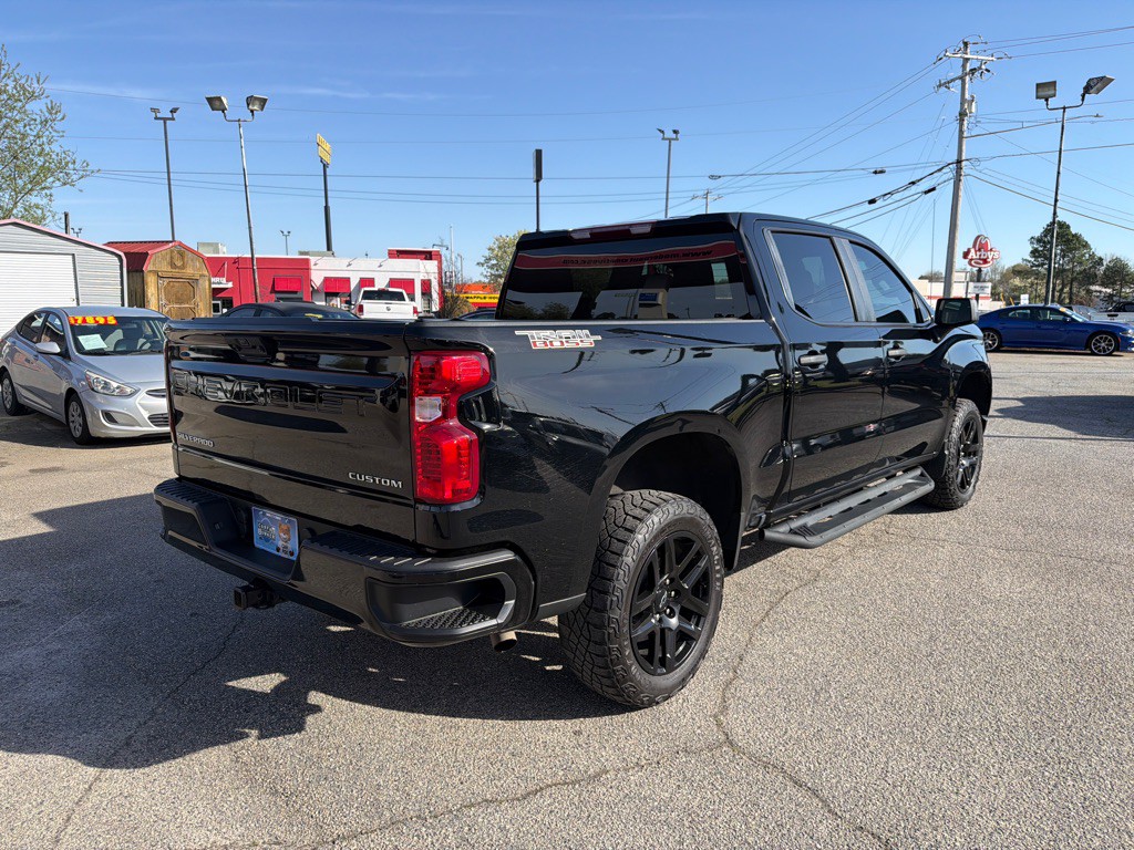 2023 Chevrolet Silverado 1500 Image 3