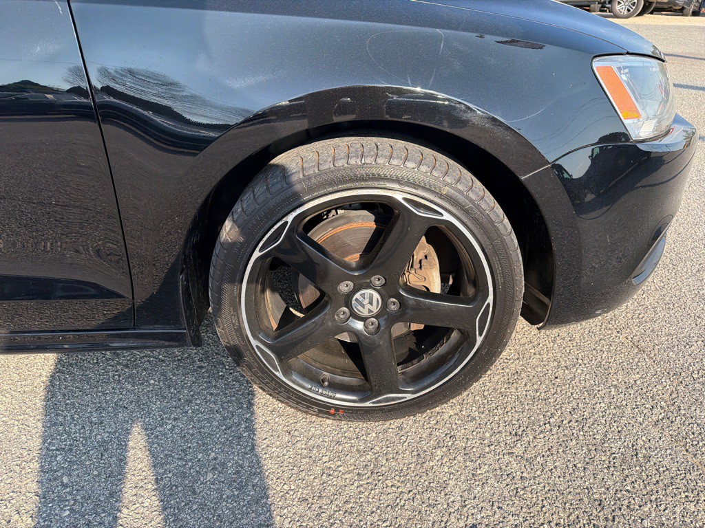 2014 Volkswagen Jetta Image 9