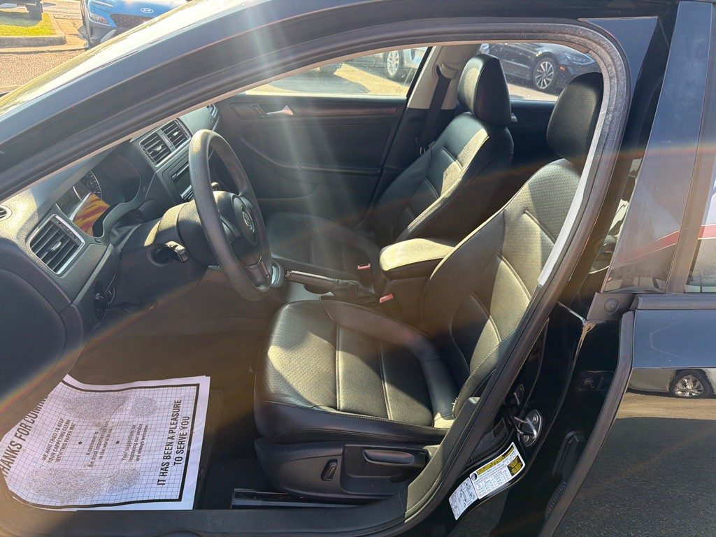 2014 Volkswagen Jetta Image 10