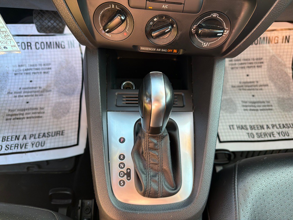 2014 Volkswagen Jetta Image 15