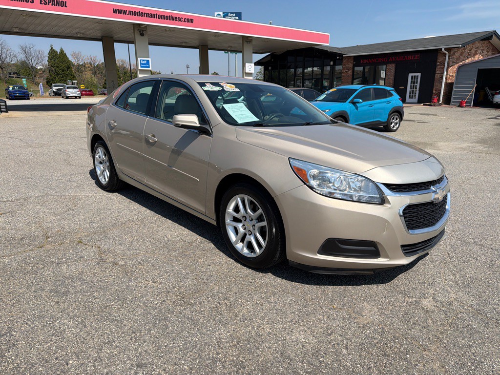 2015 Chevrolet Malibu Image 4