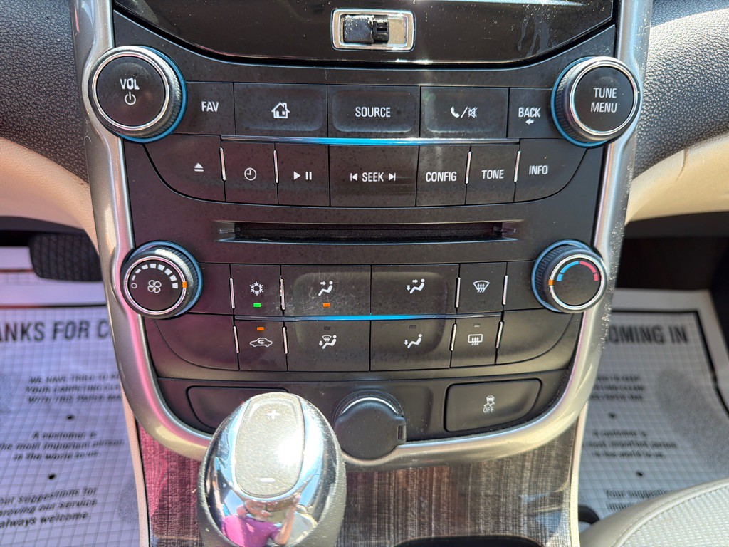 2015 Chevrolet Malibu Image 14