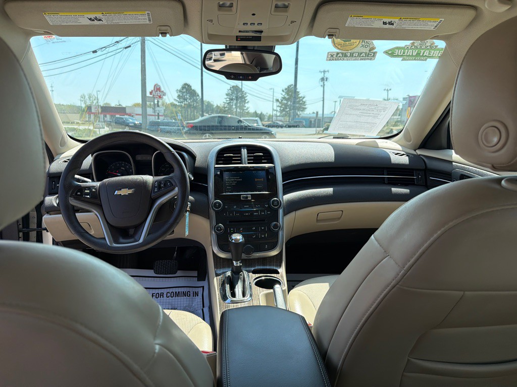 2015 Chevrolet Malibu Image 19