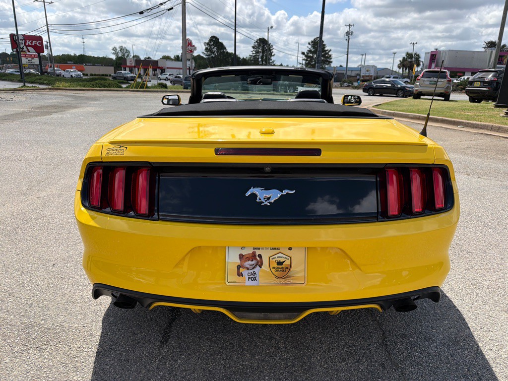 2017 Ford Mustang Image 8