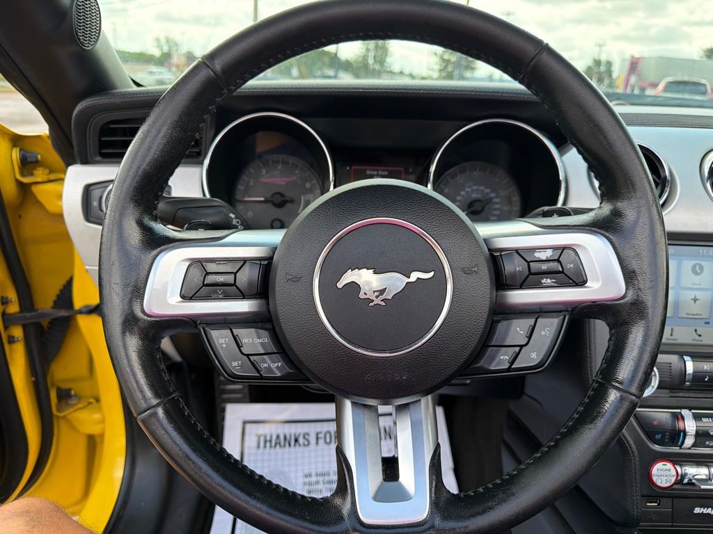 2017 Ford Mustang Image 24