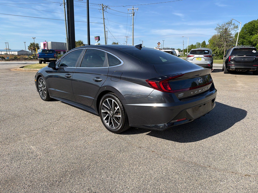 2021 Hyundai Sonata Image 2