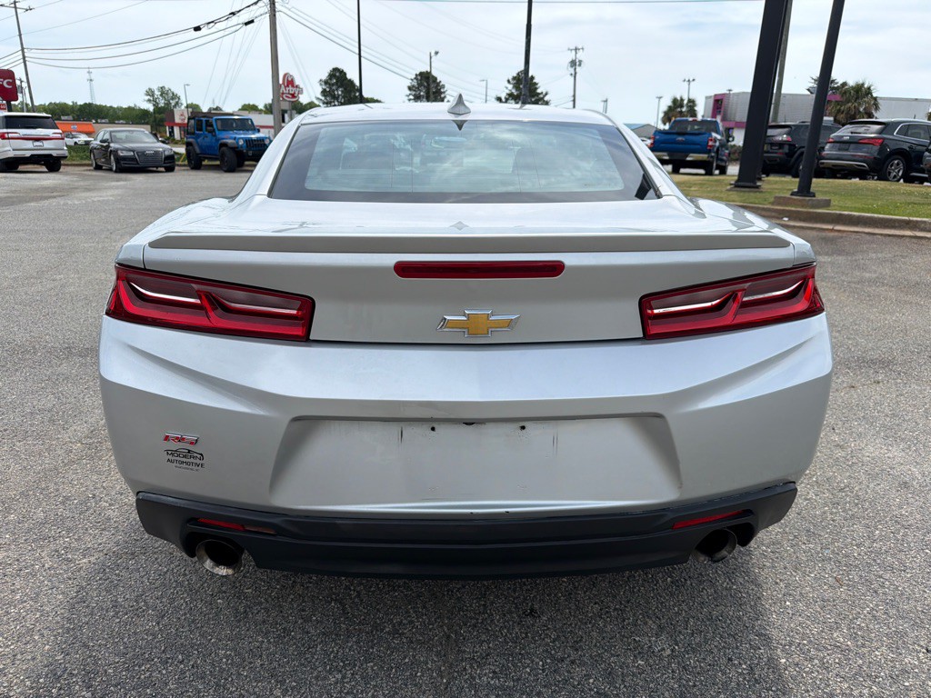 2018 Chevrolet Camaro Image 6