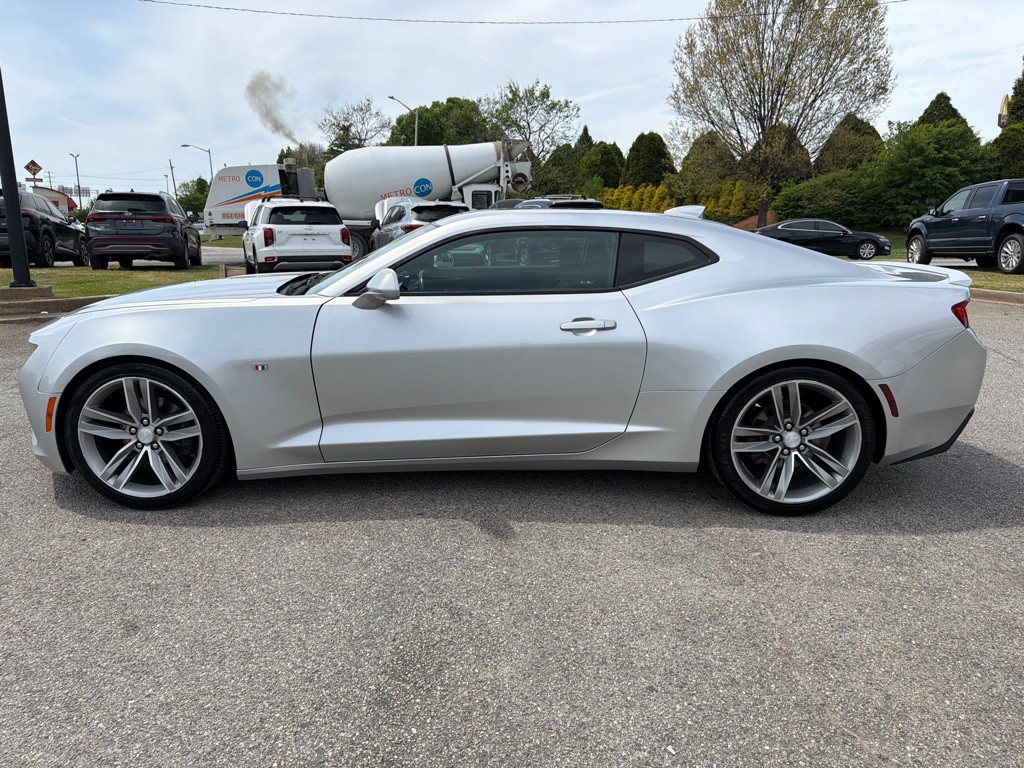 2018 Chevrolet Camaro Image 7
