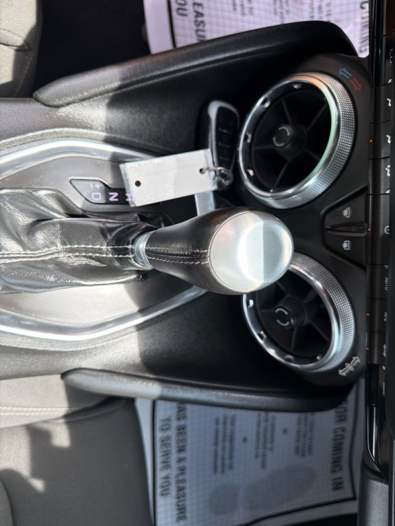 2018 Chevrolet Camaro Image 19