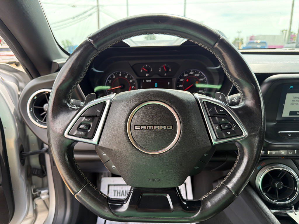2018 Chevrolet Camaro Image 22