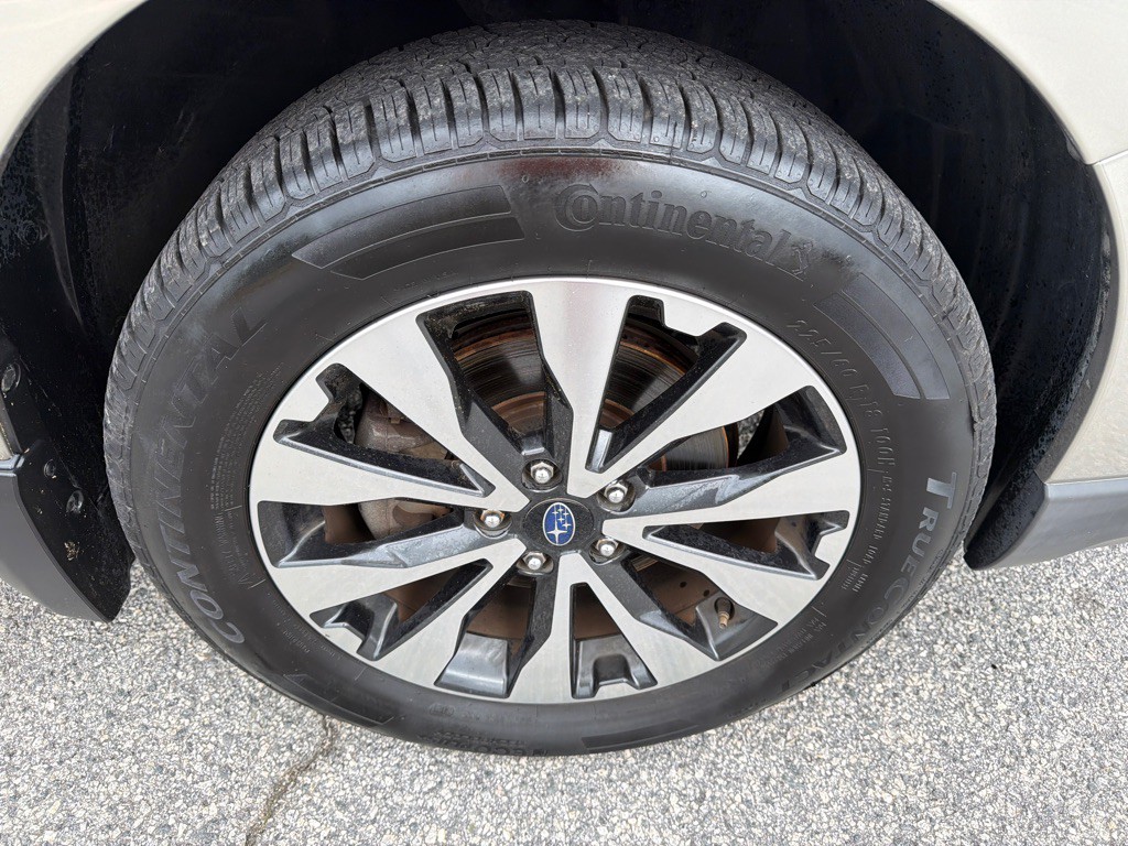2017 Subaru Outback Image 10