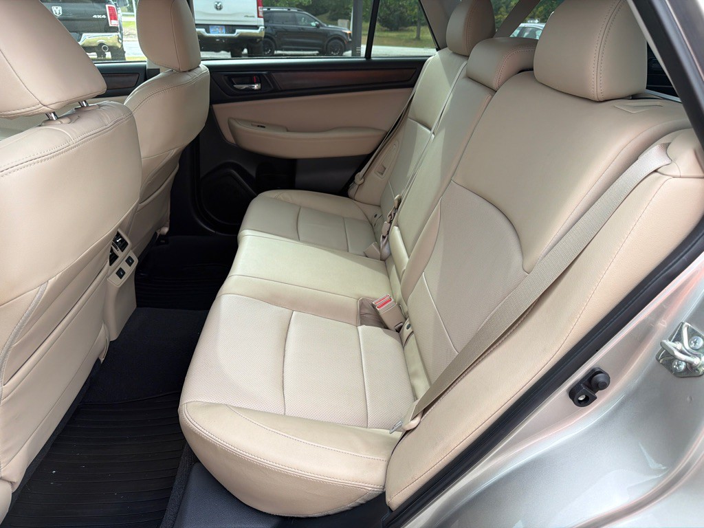 2017 Subaru Outback Image 24