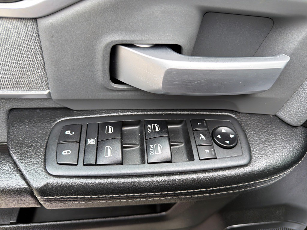 2019 RAM 2500 Image 16