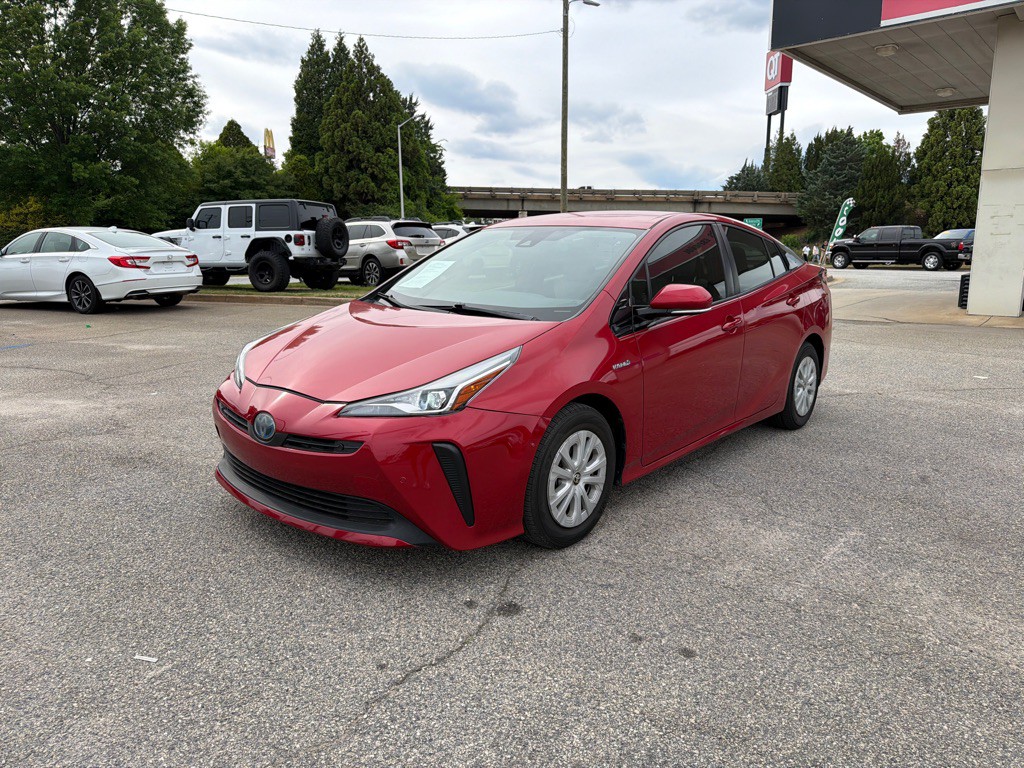 2019 Toyota Prius Image 1