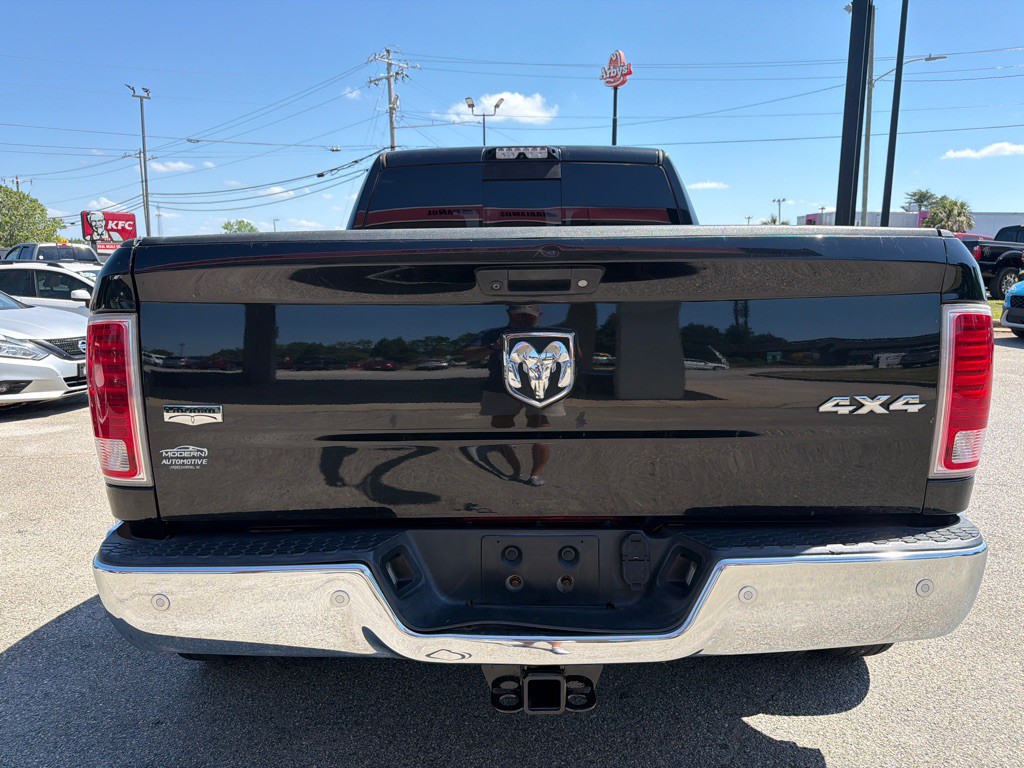 2017 RAM 3500 Image 6