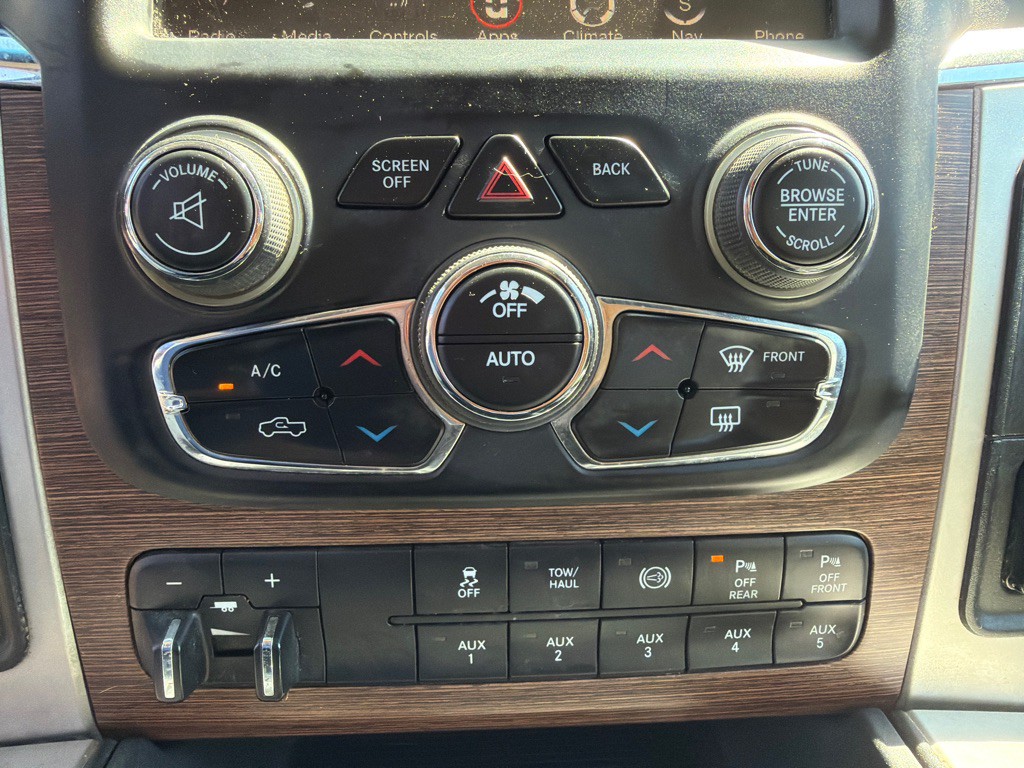 2017 RAM 3500 Image 19