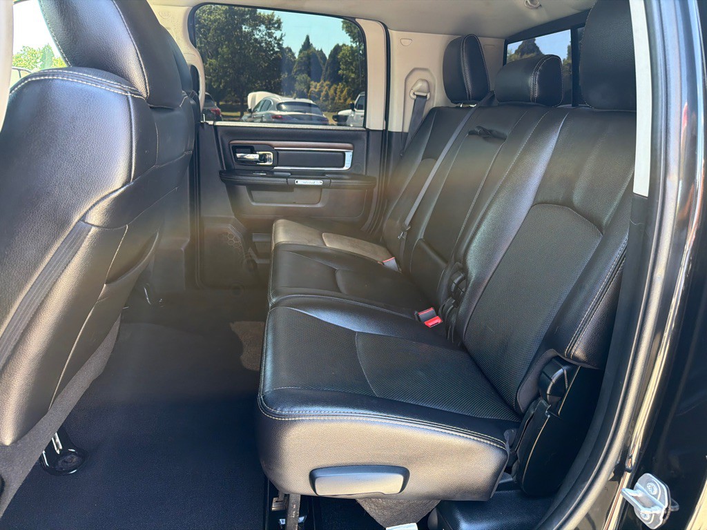 2017 RAM 3500 Image 22