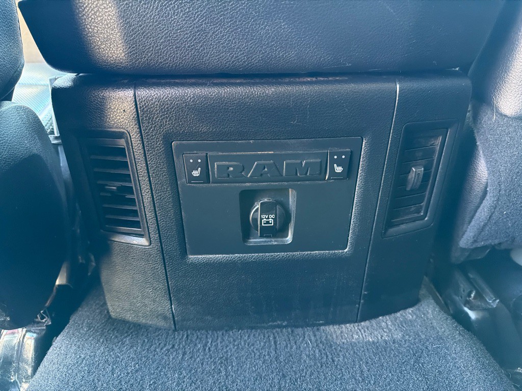 2017 RAM 3500 Image 23