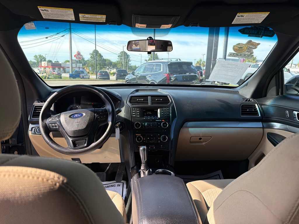 2017 Ford Explorer Image 20