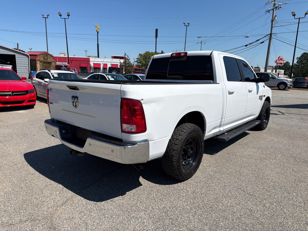 2020 RAM 1500 Image 3