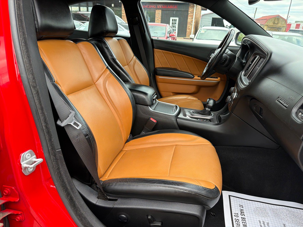 2022 Dodge Charger Image 21