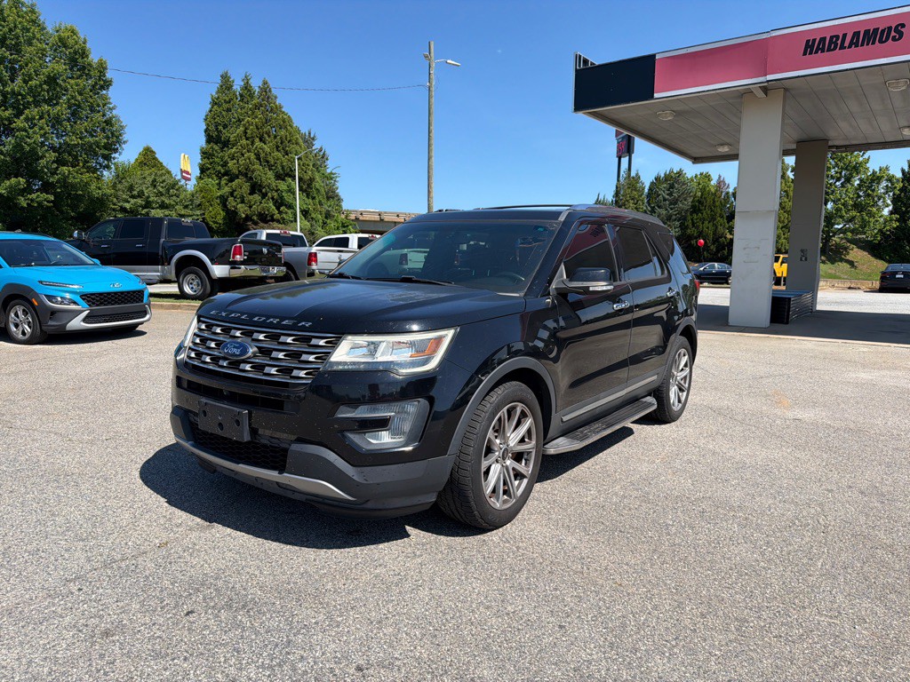 2017 Ford Explorer Image 1