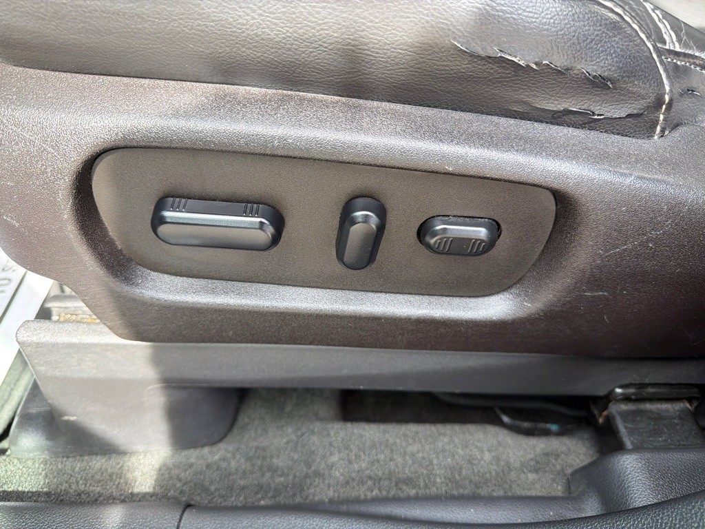 2014 Ford Explorer Image 14