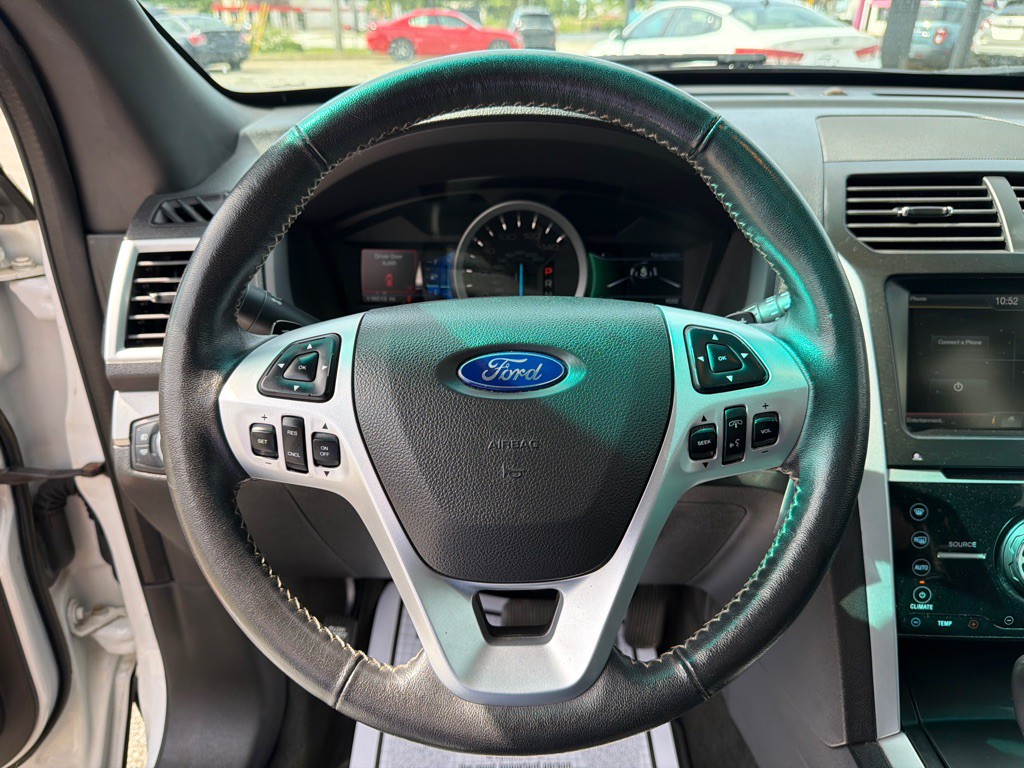 2014 Ford Explorer Image 19