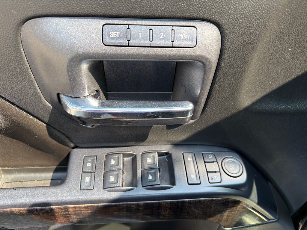 2015 GMC Sierra Image 13