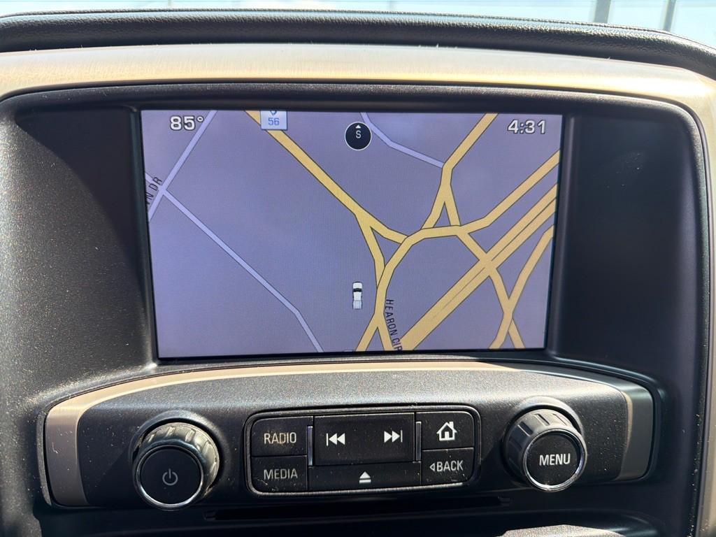 2015 GMC Sierra Image 17