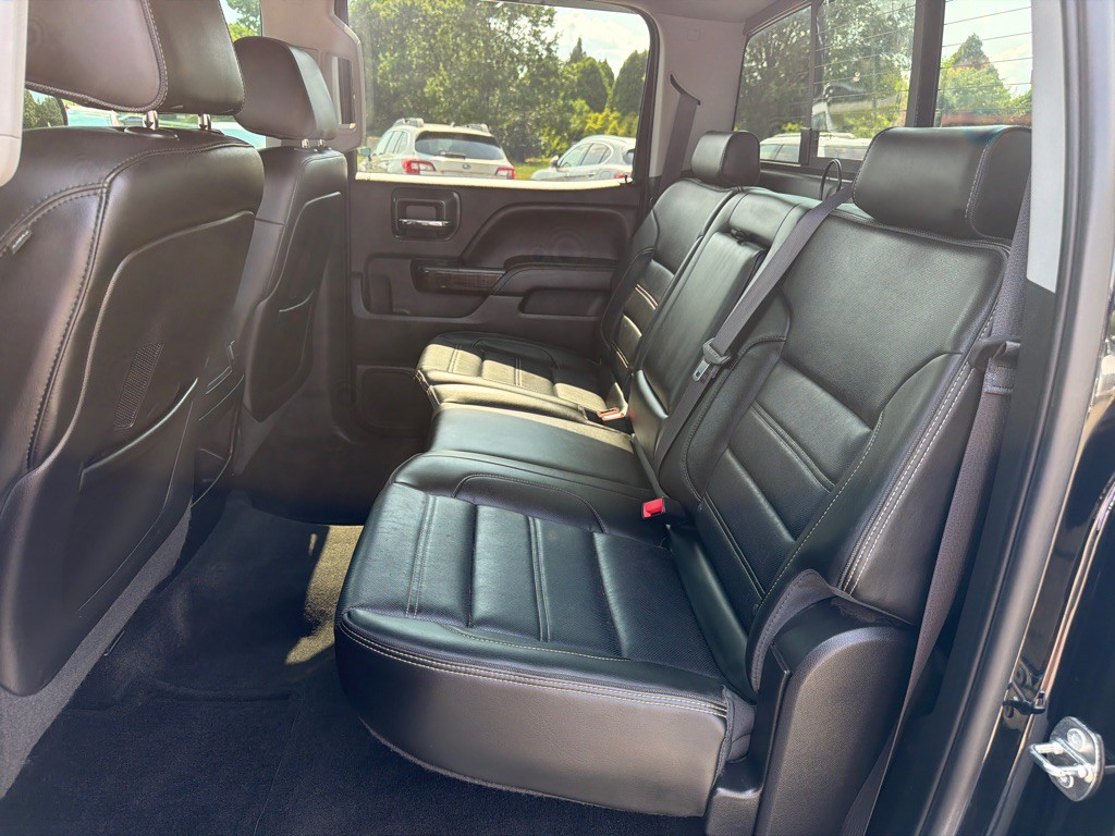 2015 GMC Sierra Image 21
