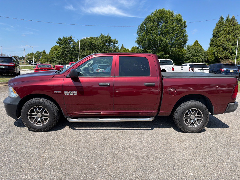 2016 RAM 1500 Image 2