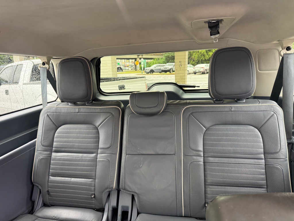 2019 Lincoln Navigator Image 11