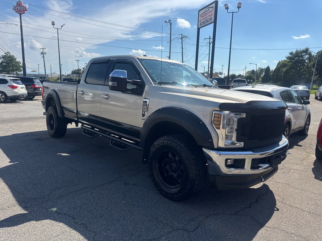 2018 Ford F-250 Image 1