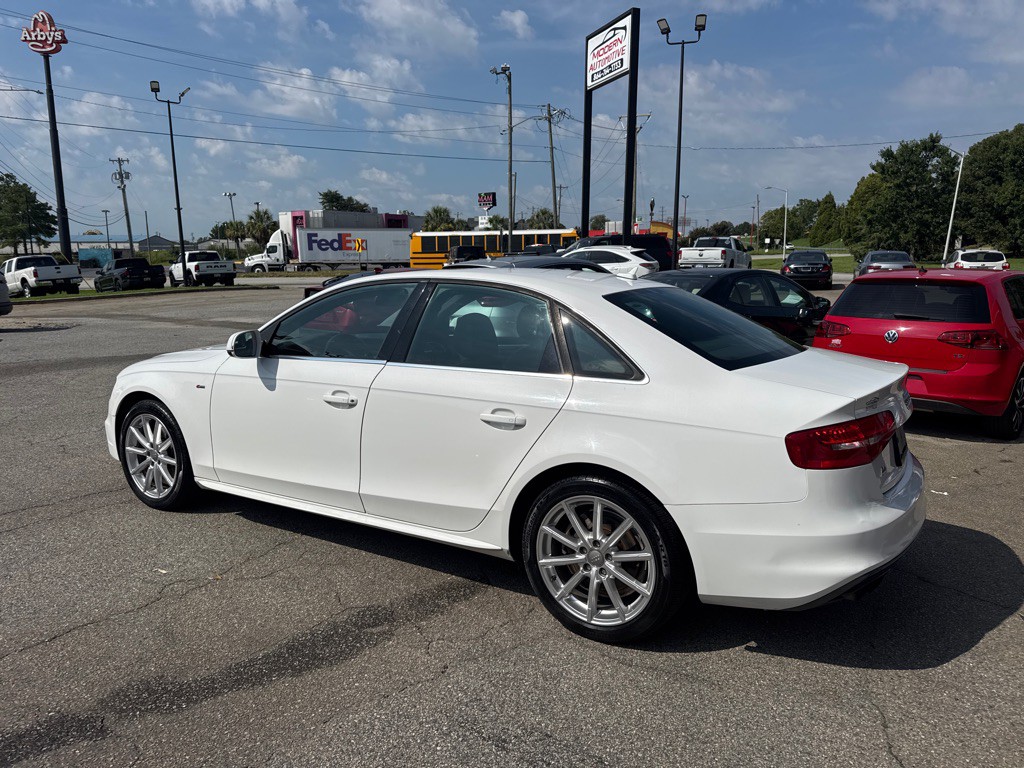 2016 Audi A4 Image 2