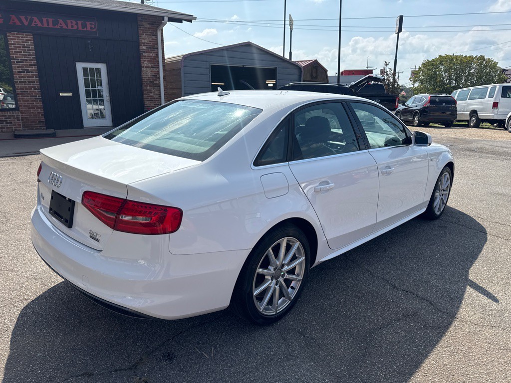 2016 Audi A4 Image 4