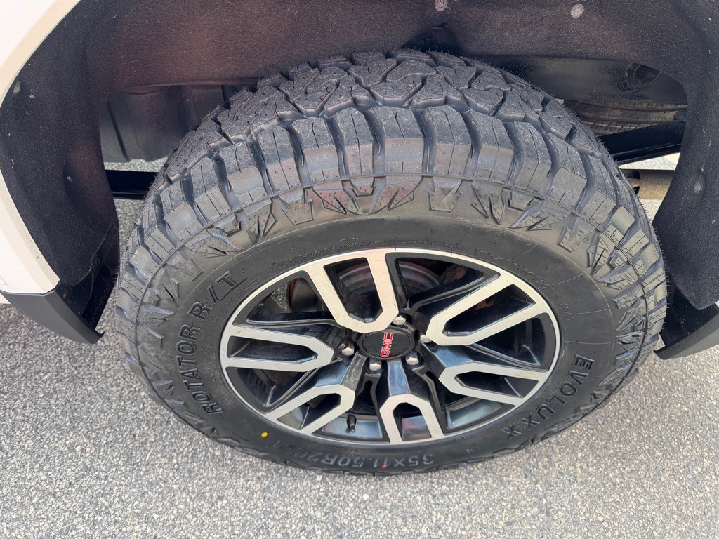 2021 GMC Sierra Image 8