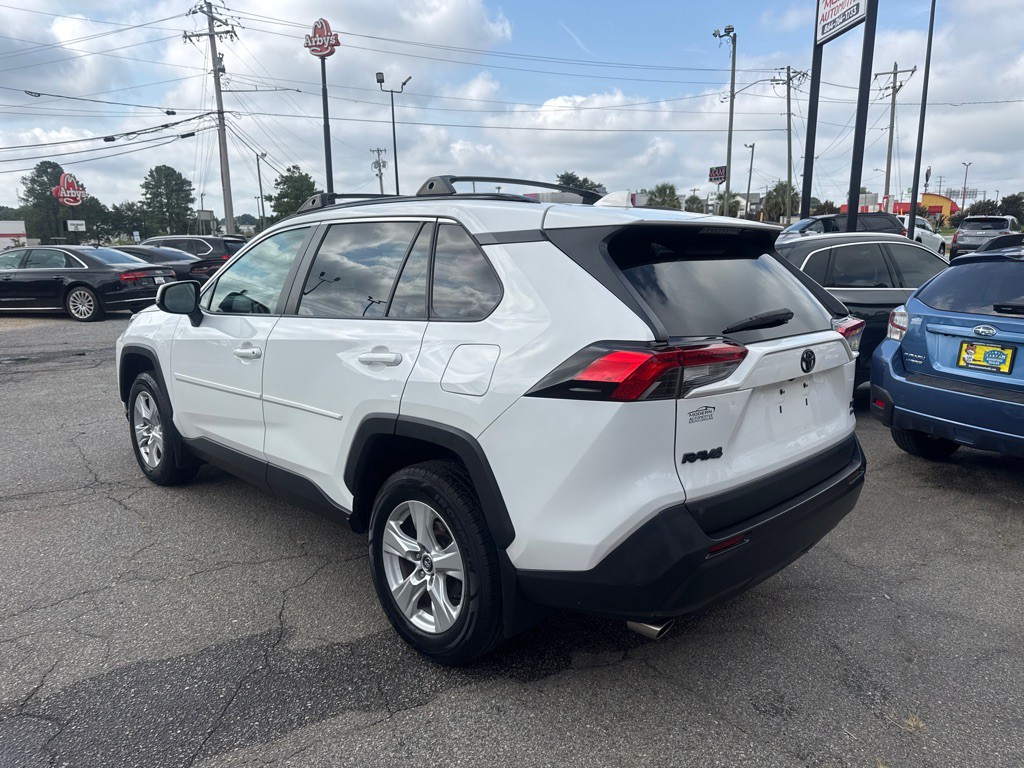 2020 Toyota Rav4 Image 3